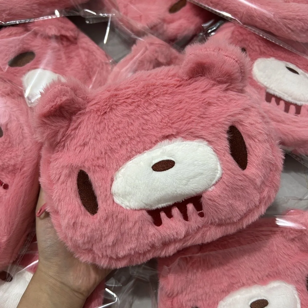 Cute Pink Bear Plush Coin Purse, Soft Cartoon Bear Head Pouch with Zipper
Cute Pink Bear Plush Coin Purse, Soft Cartoon Bear Head Pouch with Zipper