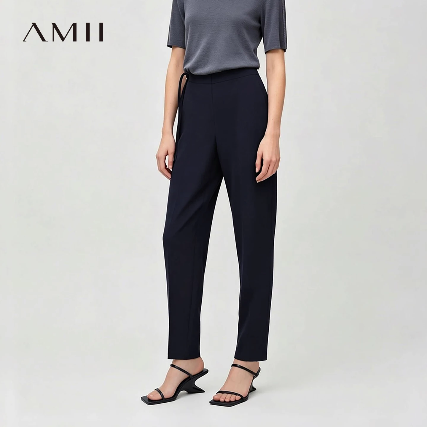 Amii Women's Tapered Pants 2026 Summer New Tie Waist Solid Color Trousers Office Versatile Ankle-Length Pants For Women 12622188
Amii Women's Tapered Pants 2026 Summer New Tie Waist Solid Color Trousers Office Versatile Ankle-Length Pants For Women 12622188