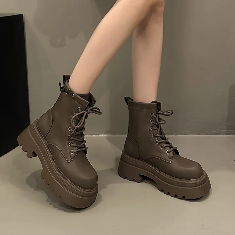 American Retro British Style Chunky Heel and Thick-soled Women's Boots, 2026 New Style, Suitable for Spring and Autumn,Fashion
American Retro British Style Chunky Heel and Thick-soled Women's Boots, 2026 New Style, Suitable for Spring and Autumn,Fashion