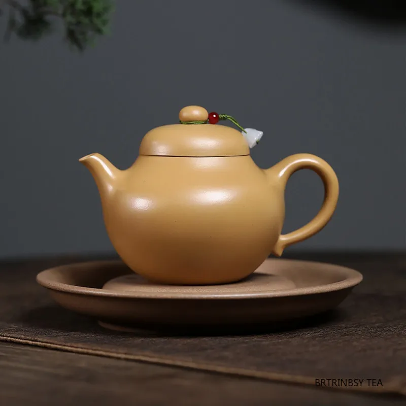 Tradition Yixing Purple Clay Teapot Chinese Handmade Tea Pot Household Beauty Kettle Raw Ore Zisha Tea Set Accessories 250ml
Tradition Yixing Purple Clay Teapot Chinese Handmade Tea Pot Household Beauty Kettle Raw Ore Zisha Tea Set Accessories 250ml