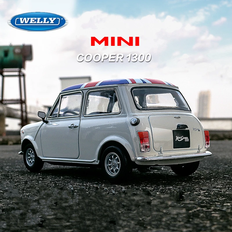 WELLY 1:24 MINI COOPER 1300 Alloy Mini Car Model Diecasts Metal Classic Car Vehicles Model High Simulation Collection Kids Gifts
WELLY 1:24 MINI COOPER 1300 Alloy Mini Car Model Diecasts Metal Classic Car Vehicles Model High Simulation Collection Kids Gifts