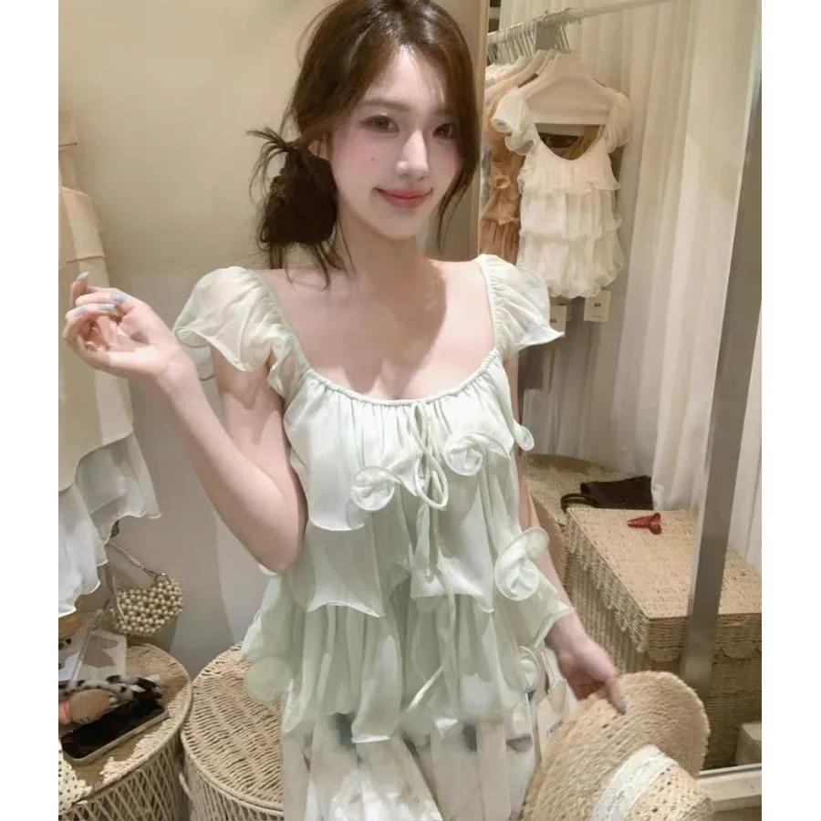 Sweet Gentle Style Women's Shirt U-Neck Flounce Sleeve Loose Slimming Versatile Short Sleeve Polyester Fiber Casual Style
Sweet Gentle Style Women's Shirt U-Neck Flounce Sleeve Loose Slimming Versatile Short Sleeve Polyester Fiber Casual Style