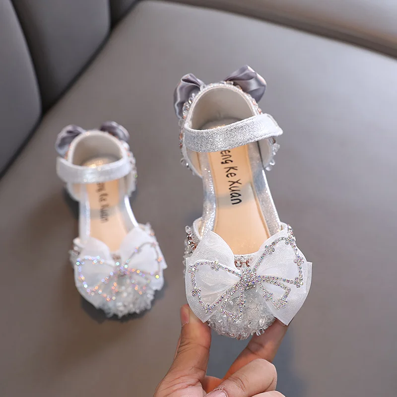 AINYFU Children's Cute Bow Sandals Baby Girls Rhinestone Flats Princess Sandals Kids Glitter Soft Bottom Dance Shoes Size 21-36
AINYFU Children's Cute Bow Sandals Baby Girls Rhinestone Flats Princess Sandals Kids Glitter Soft Bottom Dance Shoes Size 21-36