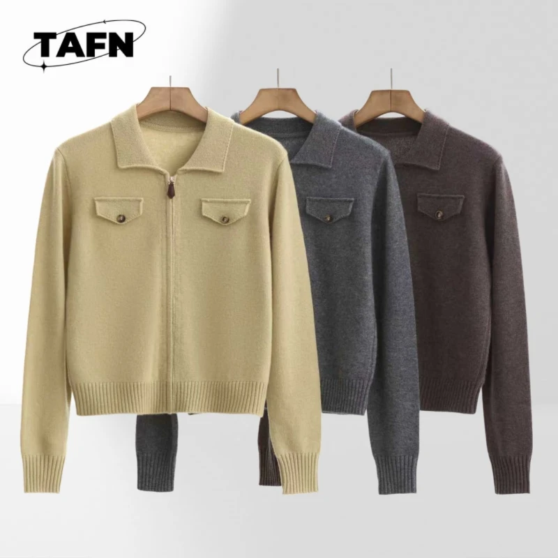 100% Cashmere Quilted Jackets, Lightweight Stylish for Fall & Winter Casual Outerwear forPerfect for Fall and Winter Days AK1120
100% Cashmere Quilted Jackets, Lightweight Stylish for Fall & Winter Casual Outerwear forPerfect for Fall and Winter Days AK1120