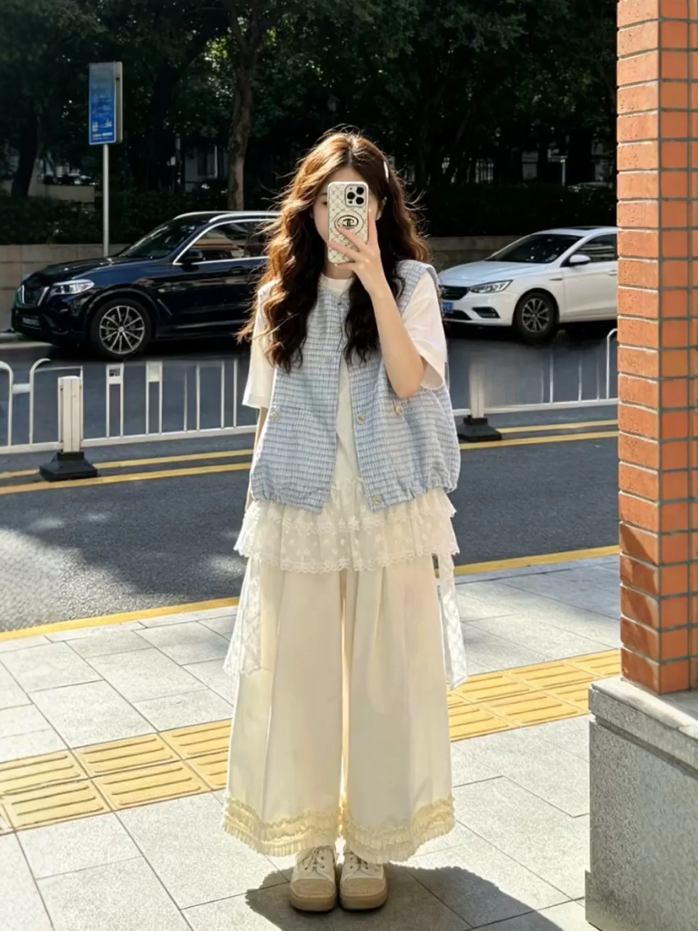 Summer Lace Crop Top Tank Vest Wide Leg Pants Korean Style Three Piece Set Women plus Size Fashion Casual Wear Polyester
Summer Lace Crop Top Tank Vest Wide Leg Pants Korean Style Three Piece Set Women plus Size Fashion Casual Wear Polyester