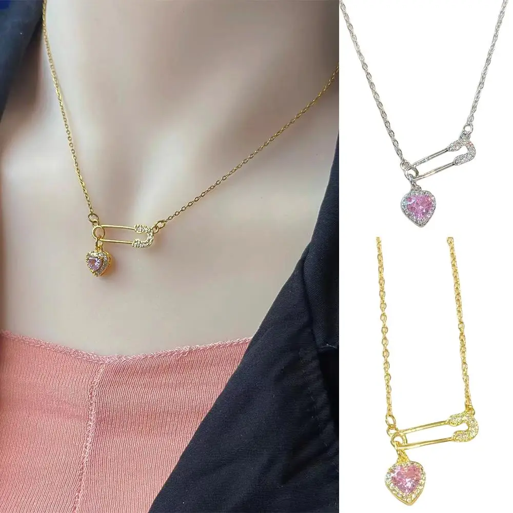 Y2k Pin Pink Heart Necklace Jewelry Alloy Golden Silver Gift Zircon Choker Necklaces For Women Birthday Gifts Jewelry Pendant
Y2k Pin Pink Heart Necklace Jewelry Alloy Golden Silver Gift Zircon Choker Necklaces For Women Birthday Gifts Jewelry Pendant