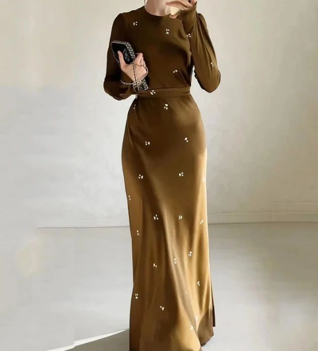 Womens Dresses 2024 Spring Fashion Floral Round Neck Long Sleeved Casual High Waisted Daily Long Buttocks Wrapped Dress
Womens Dresses 2024 Spring Fashion Floral Round Neck Long Sleeved Casual High Waisted Daily Long Buttocks Wrapped Dress