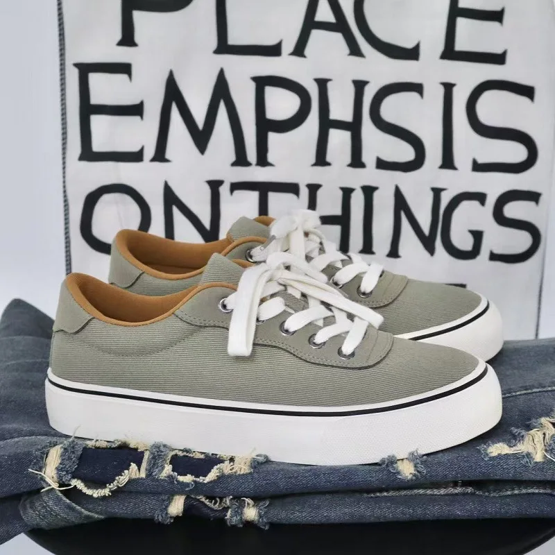 Men Classic Canvas Sneakers Retro Round Toe Platform Skate Shoes Soft Insole Lace Up Casual Walking Flat Trainers for Streetwear
Men Classic Canvas Sneakers Retro Round Toe Platform Skate Shoes Soft Insole Lace Up Casual Walking Flat Trainers for Streetwear