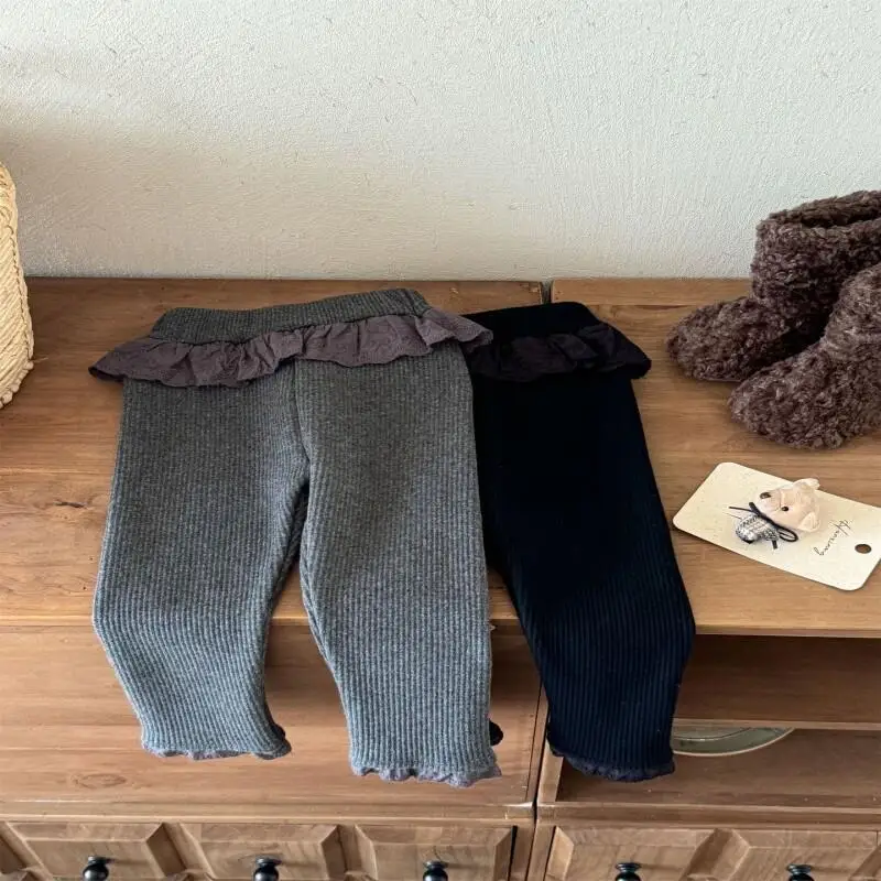 2025 Girls Leggings Autumn Winter Solid Color Slim Lace Hem Trousers Comfortable New Fashion Children Clothes 4-8 Years Old
2025 Girls Leggings Autumn Winter Solid Color Slim Lace Hem Trousers Comfortable New Fashion Children Clothes 4-8 Years Old