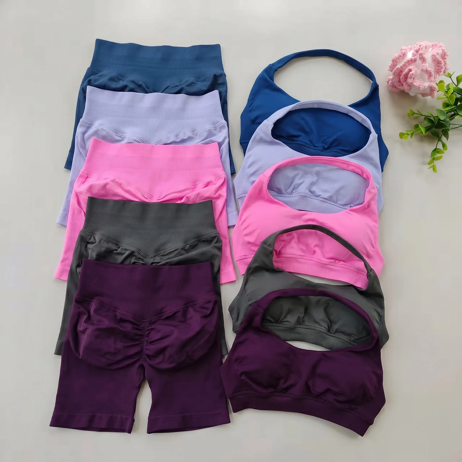 2 Pieces Yoga Suit for Women Seamless Fitness Gym Clothes Halter Sports Bra Matching Impact Shorts Workout Sets Gym Outfit
2 Pieces Yoga Suit for Women Seamless Fitness Gym Clothes Halter Sports Bra Matching Impact Shorts Workout Sets Gym Outfit