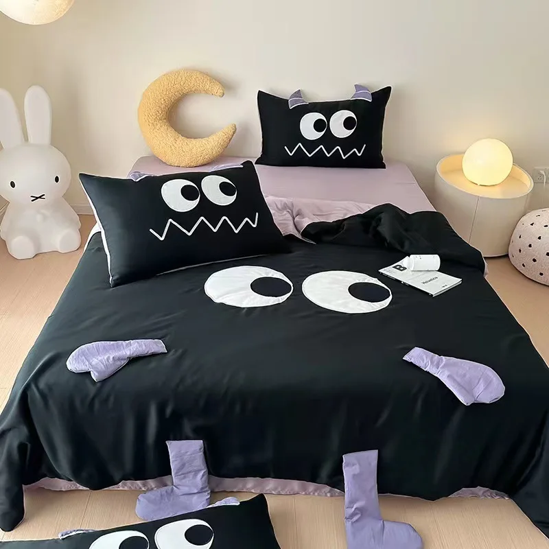 Customizable 50 Tencel summer quilt four-piece set embroidered cute ice silk quilt cover
Customizable 50 Tencel summer quilt four-piece set embroidered cute ice silk quilt cover