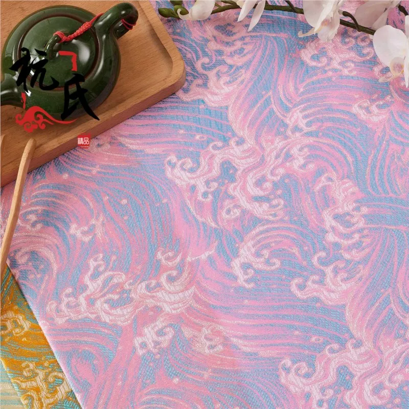 Brocade 75cm high density nylon fabric cheongsam satin packaging crafts decorative cloth
Brocade 75cm high density nylon fabric cheongsam satin packaging crafts decorative cloth