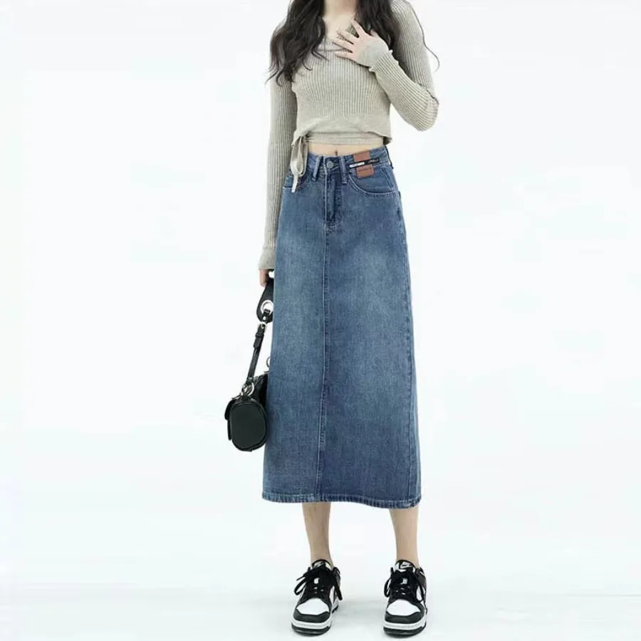 【HOT】Denim short skirt women's autumn medium-length new small retro high waist slimming a-shaped split skirt.
【HOT】Denim short skirt women's autumn medium-length new small retro high waist slimming a-shaped split skirt.