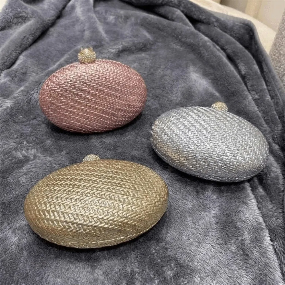 PU Evening Clutch Bag Oval Shape Rhinestone Closure Hard Shell Crossbody Bag Egg-Shaped Detachable Chain Braided Handbag
PU Evening Clutch Bag Oval Shape Rhinestone Closure Hard Shell Crossbody Bag Egg-Shaped Detachable Chain Braided Handbag