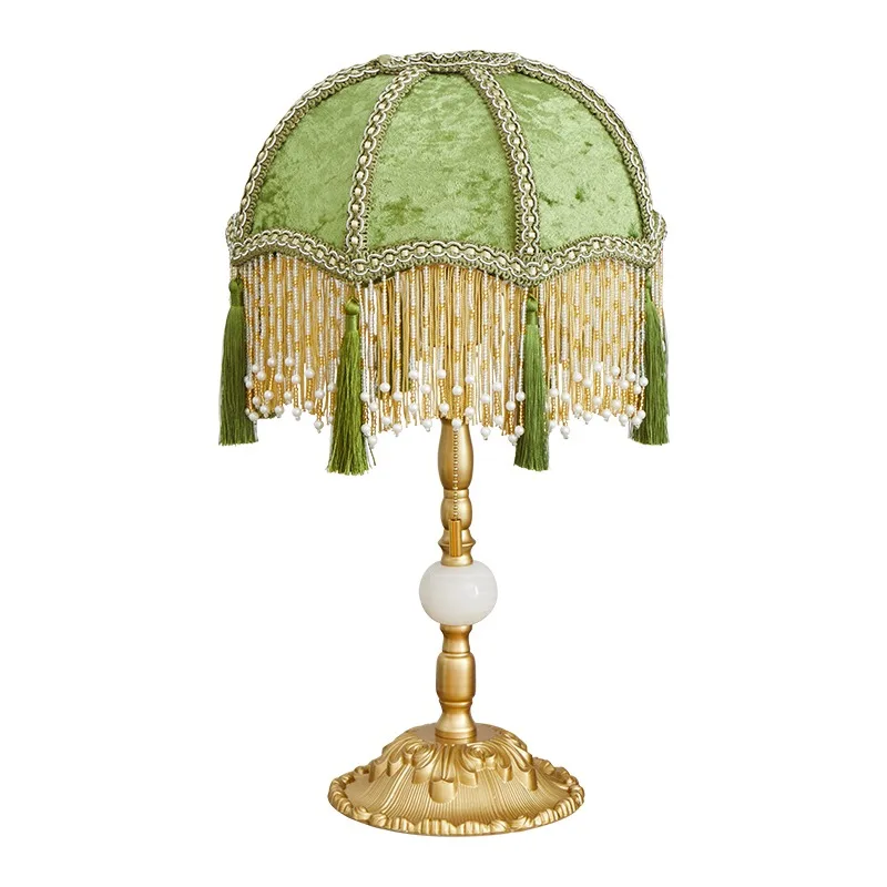 French green pastoral retro table lamp bedroom atmosphere Su lamp girl bedside cream wind ancient vertical table lamp
French green pastoral retro table lamp bedroom atmosphere Su lamp girl bedside cream wind ancient vertical table lamp