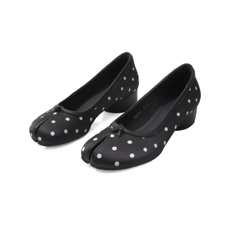 New 2026 Women's Mary Jane Shoes Exquisite Japanese Style Low Heels for Woman Sweet Casual Shoes Designer Shoes Zapatos De Mujer
New 2026 Women's Mary Jane Shoes Exquisite Japanese Style Low Heels for Woman Sweet Casual Shoes Designer Shoes Zapatos De Mujer