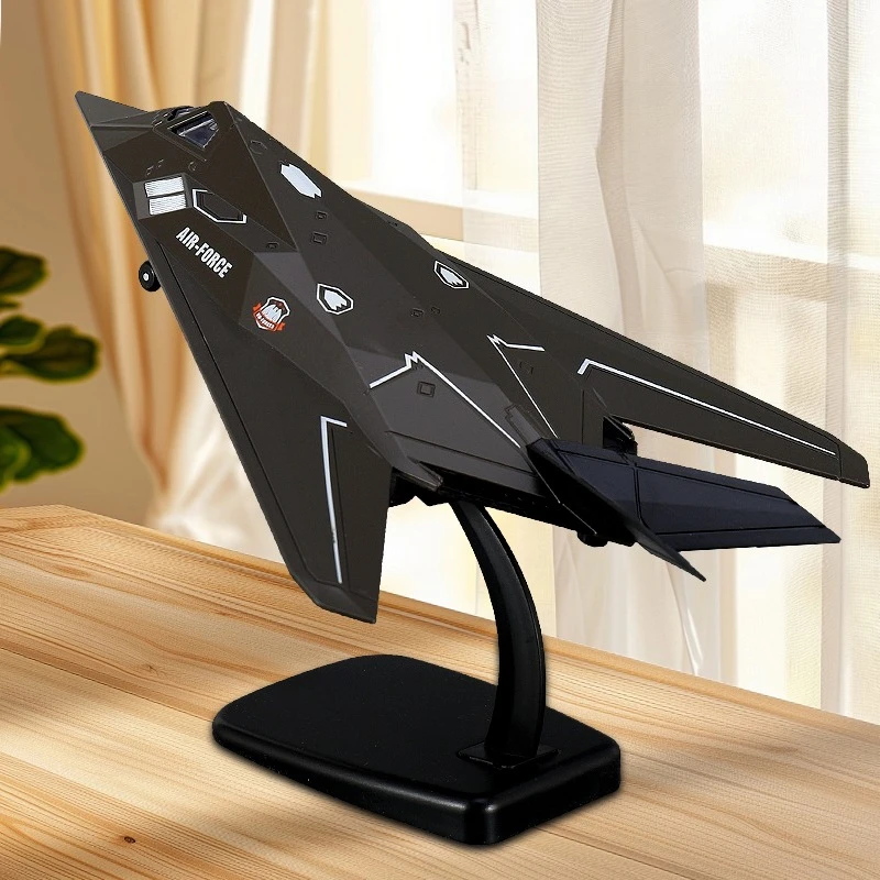 Nighthawk F-117A stealth fighter aircraft model Sound Light simulation alloy Military aircraft passenger plane kids toy gift
Nighthawk F-117A stealth fighter aircraft model Sound Light simulation alloy Military aircraft passenger plane kids toy gift