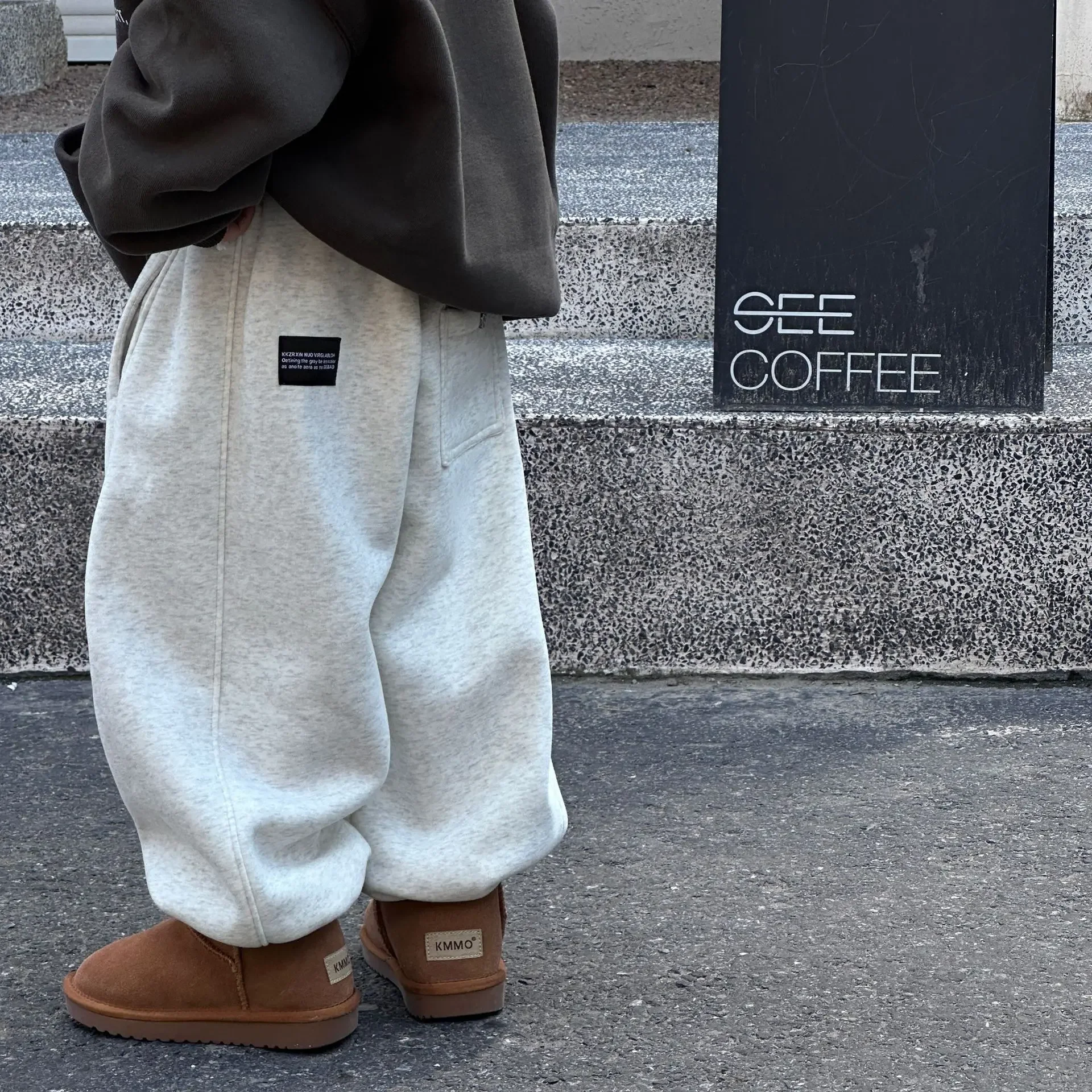 Kid Pants 2023 Winter New Korean Style Boys Solid Letters Plus Fleece Thick Casual Pants Baby Pants Boys and Girls Winter Pants
Kid Pants 2023 Winter New Korean Style Boys Solid Letters Plus Fleece Thick Casual Pants Baby Pants Boys and Girls Winter Pants