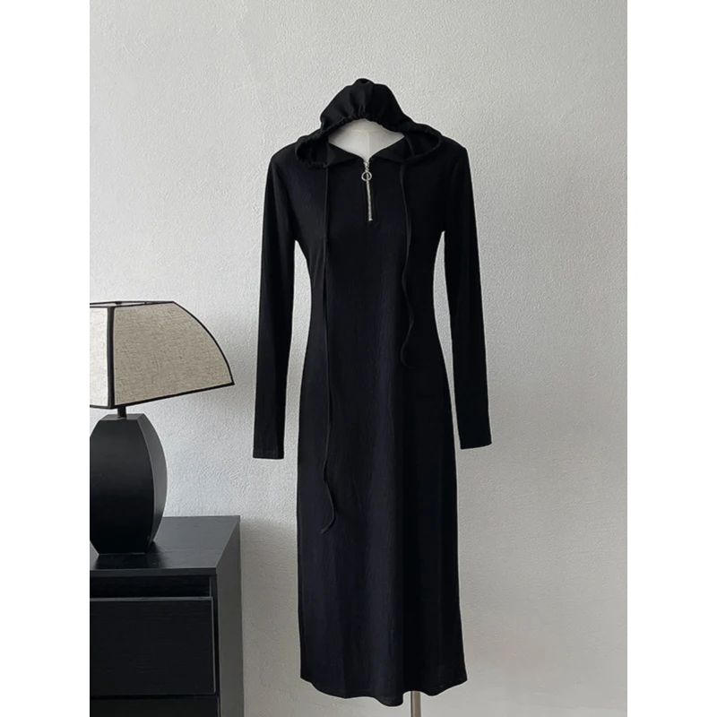 Women's Chic Hooded Knitting Dress Black Mid-Length Drawstring Simple Half Zipper Slim Knitted Dresses for 18-24 Years Old
Women's Chic Hooded Knitting Dress Black Mid-Length Drawstring Simple Half Zipper Slim Knitted Dresses for 18-24 Years Old