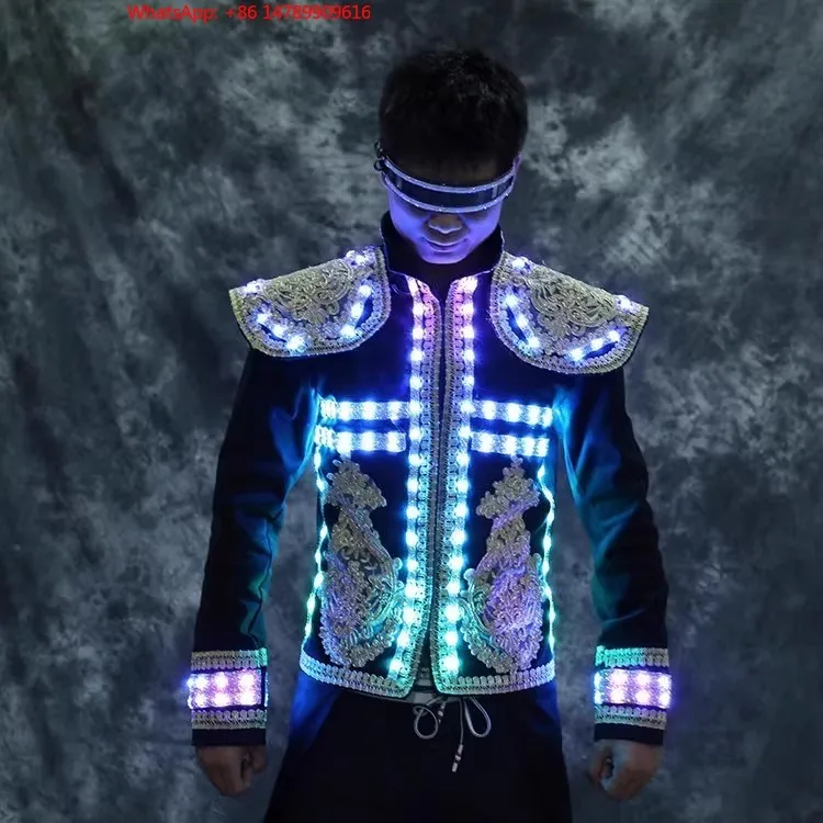 LED Luminous Robot CostumeCustomized LED Glowing Coloul Costumes For Stage Peorce For Bar/ Nightclub/ Christmas Halloween E
LED Luminous Robot CostumeCustomized LED Glowing Coloul Costumes For Stage Peorce For Bar/ Nightclub/ Christmas Halloween E