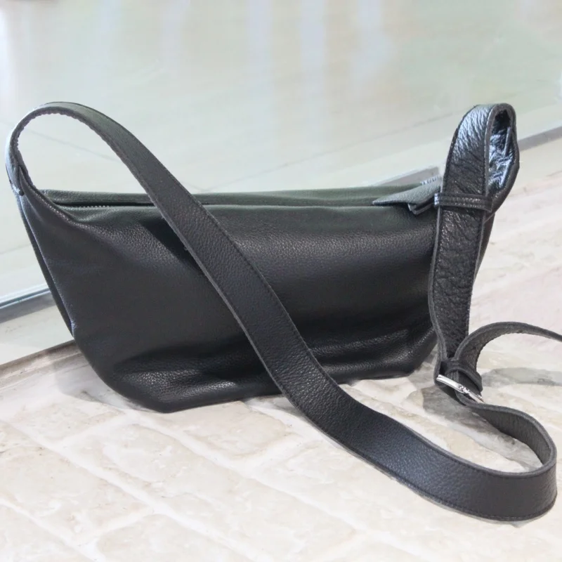 Versatile Soft Genuine Leather Crossbody Bag for Women Vintage Spacious Lightweight Travel Purses Large Shoulder Lady Summer Bag
Versatile Soft Genuine Leather Crossbody Bag for Women Vintage Spacious Lightweight Travel Purses Large Shoulder Lady Summer Bag