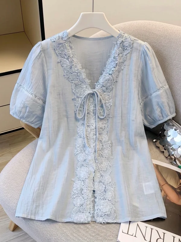 Light Blue V-Neck Short Sleeve Shirt Women's Stylish Beautiful Small Top Summer New Style plus Size Korean Version Commute Style
Light Blue V-Neck Short Sleeve Shirt Women's Stylish Beautiful Small Top Summer New Style plus Size Korean Version Commute Style