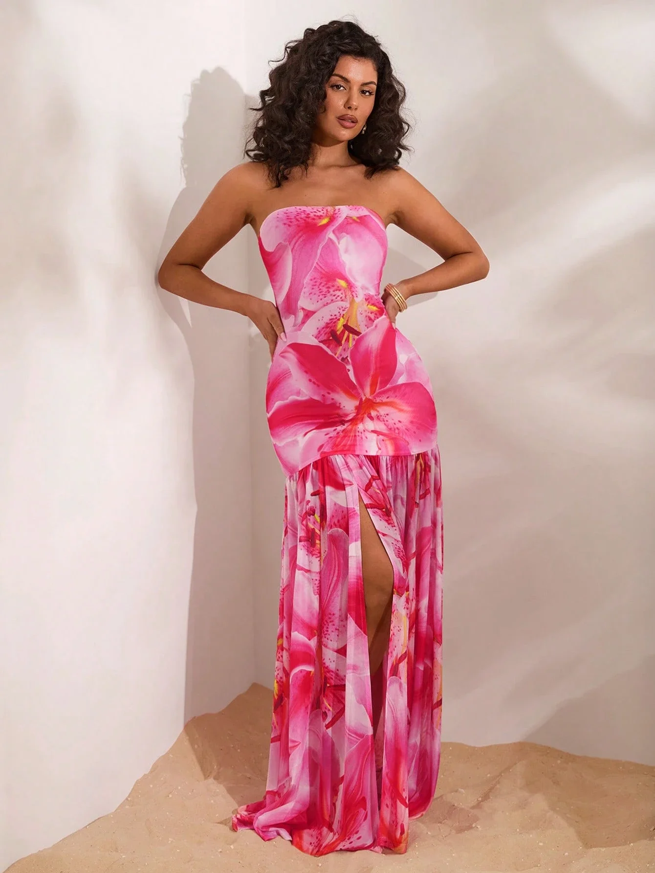 Strapless Floral Maxi Dress With High Side Slit Women Summer Beach Vacation Wedding Guest Boho Gown
Strapless Floral Maxi Dress With High Side Slit Women Summer Beach Vacation Wedding Guest Boho Gown