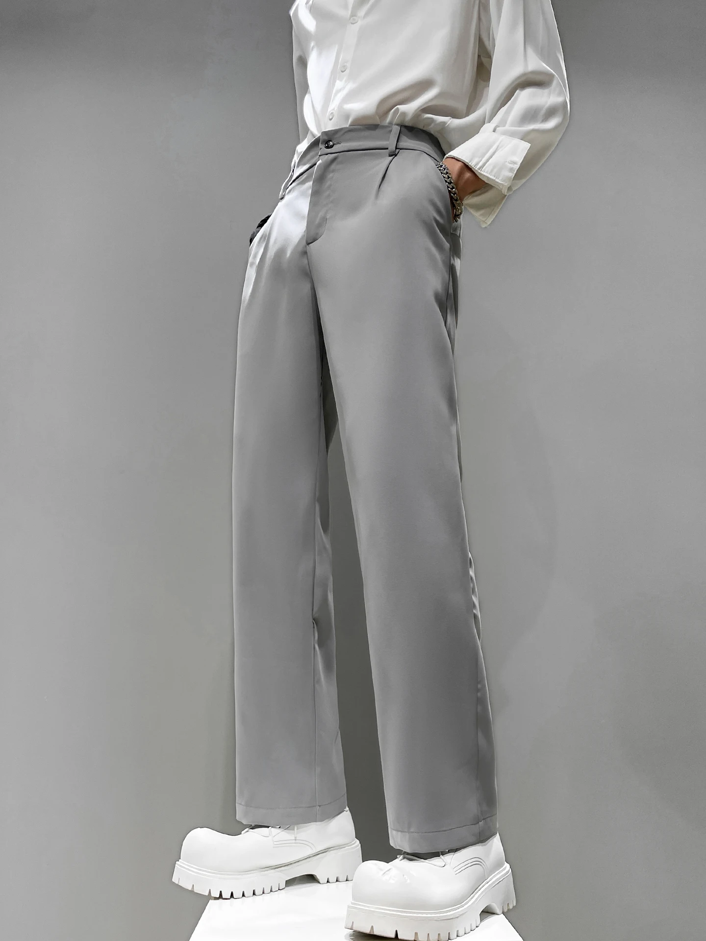 Original Home Pure Color Men's Casual Straight Leg Pants Versatile Loose Drapey Autumn Faion Youth Trendy Long Trousers
Original Home Pure Color Men's Casual Straight Leg Pants Versatile Loose Drapey Autumn Faion Youth Trendy Long Trousers
