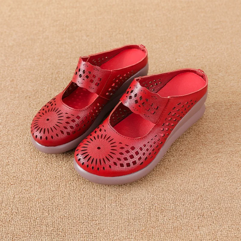 New real leather cutout sandals women summer closed toe wedge mules woman retro slip on clog shoes ladies retro dressy sandal
New real leather cutout sandals women summer closed toe wedge mules woman retro slip on clog shoes ladies retro dressy sandal