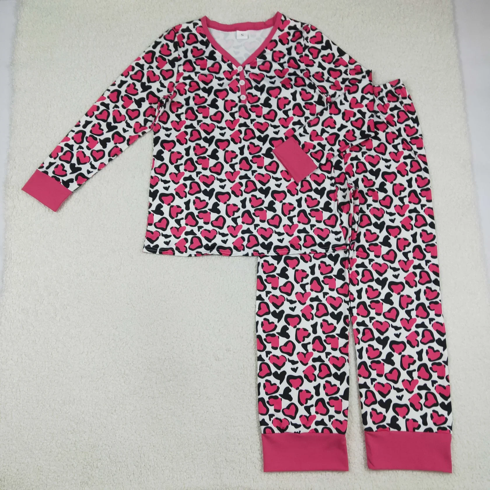 Wholesale Adult Women Pajamas Long Sleeve Leopard Hearts Buttons Shirt Woman Set Sleepwear Pants Valentine's Outfit Nightclothes
Wholesale Adult Women Pajamas Long Sleeve Leopard Hearts Buttons Shirt Woman Set Sleepwear Pants Valentine's Outfit Nightclothes