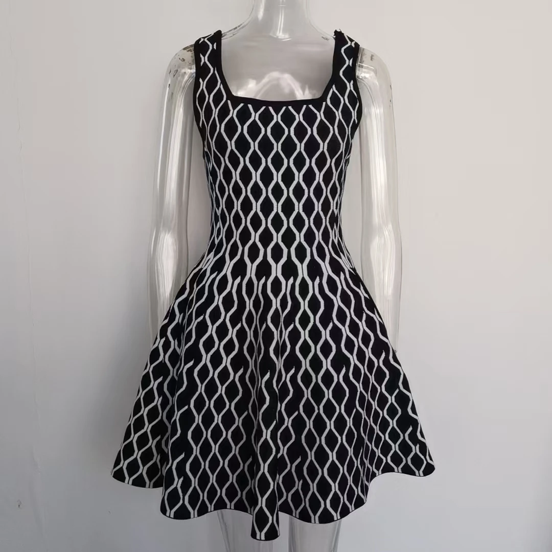 2025 Spring/Summer New Collection Nice design, high waist, large swing jacquard inner skirt, fashionable knitted dress
2025 Spring/Summer New Collection Nice design, high waist, large swing jacquard inner skirt, fashionable knitted dress