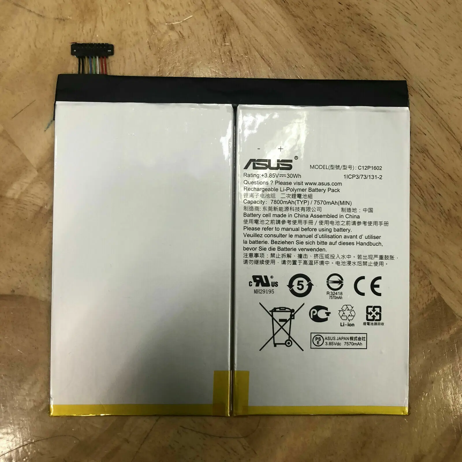 1pc NEW original battery for ASUS C12P1602 ZENPAD Z10 P001 ZT500KL battery 7800mAh 3.85V
1pc NEW original battery for ASUS C12P1602 ZENPAD Z10 P001 ZT500KL battery 7800mAh 3.85V