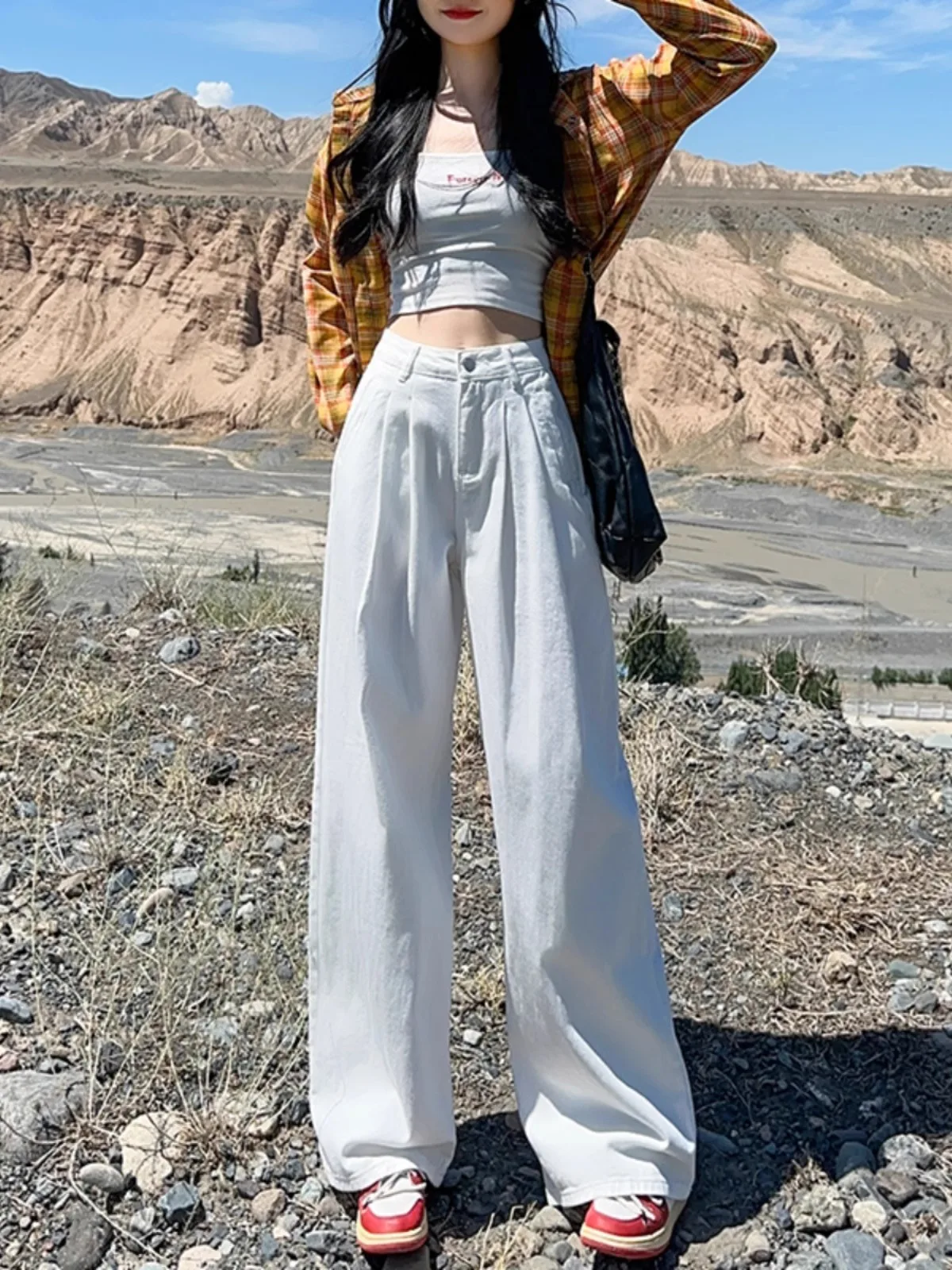 High Waist Wide Leg Denim Jeans Women's Folded Hem Long Loose Slimming Floor Length Pants Cotton Polyester Spandex Blend
High Waist Wide Leg Denim Jeans Women's Folded Hem Long Loose Slimming Floor Length Pants Cotton Polyester Spandex Blend