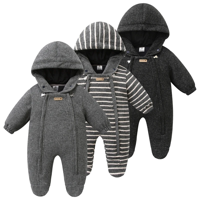 Winter Newborn Baby Romper With Gloves Warm Baby Girl Clothes Thicken Plus Velvet Baby Jumpsuit Hooded Infant Snowsuit 0-18M
Winter Newborn Baby Romper With Gloves Warm Baby Girl Clothes Thicken Plus Velvet Baby Jumpsuit Hooded Infant Snowsuit 0-18M