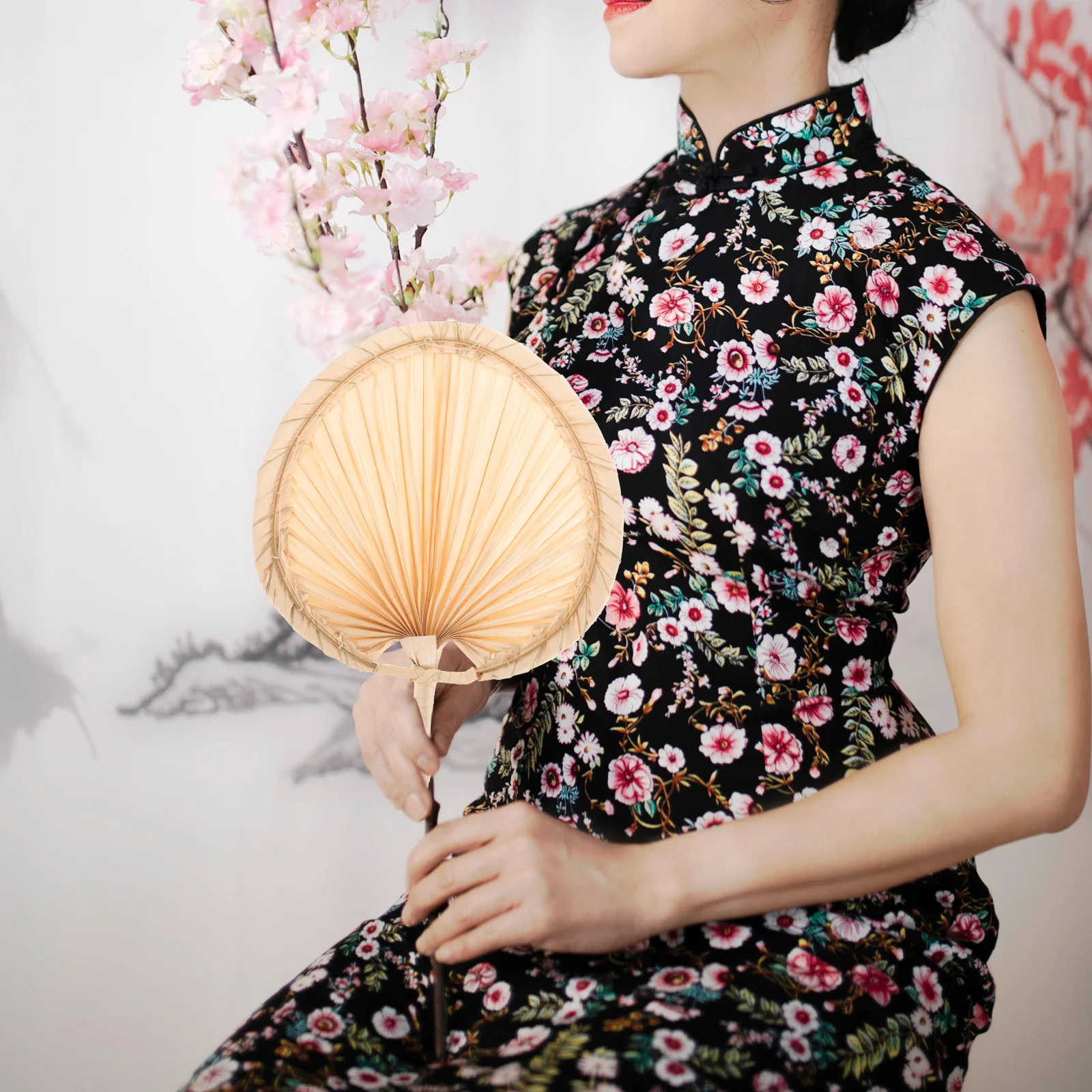 Handmade Chinese Style Summer Cool Palm Leaf Hand For Wedding Party Photo Prop Lightweight Vintage Decorative For Home Office 
Handmade Chinese Style Summer Cool Palm Leaf Hand For Wedding Party Photo Prop Lightweight Vintage Decorative For Home Office