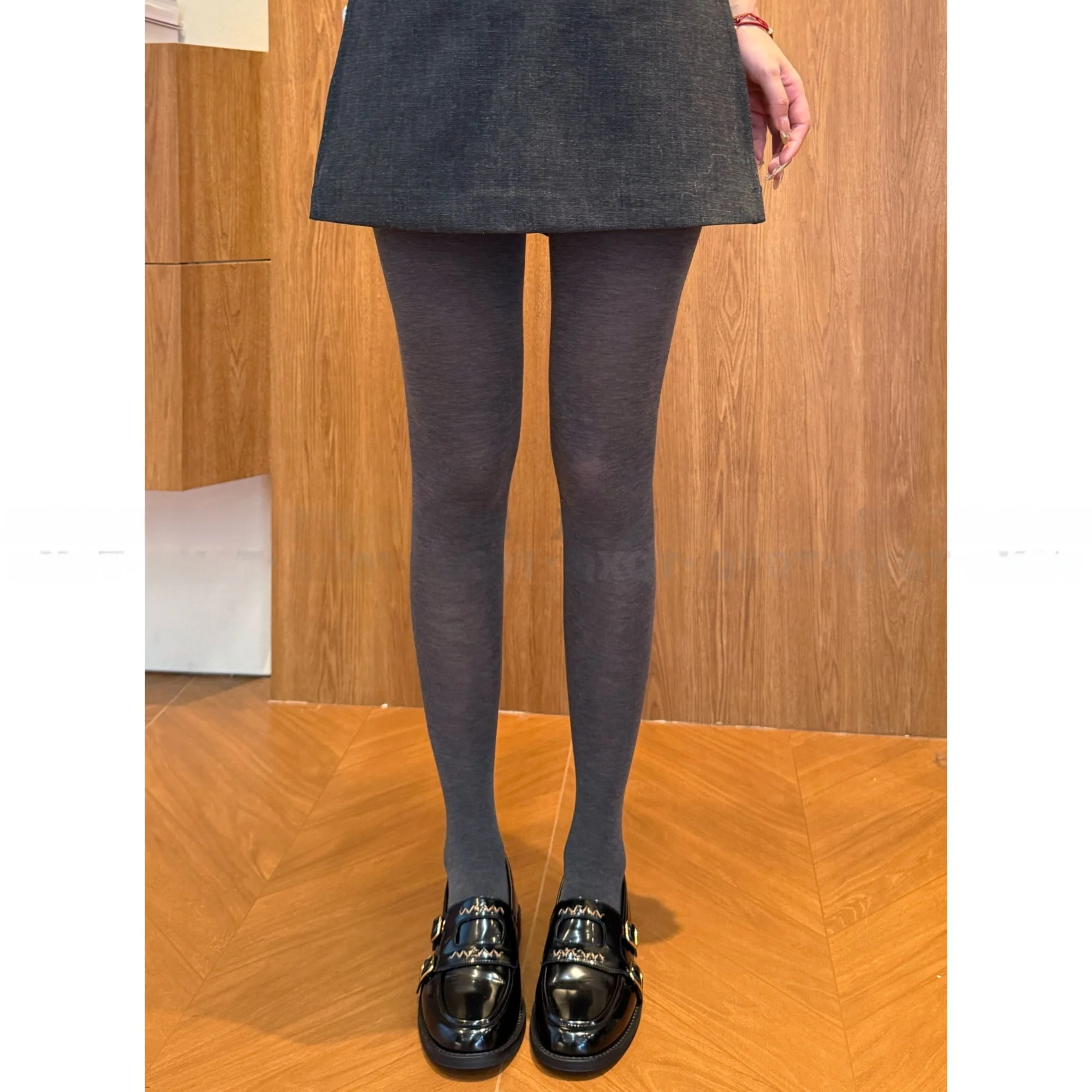 Comfortable Matte Mixed Fiber Base Layer Pants Autumn Winter Wool Silk Temperature Loing High Waist Long Leg Casual Tights
Comfortable Matte Mixed Fiber Base Layer Pants Autumn Winter Wool Silk Temperature Loing High Waist Long Leg Casual Tights