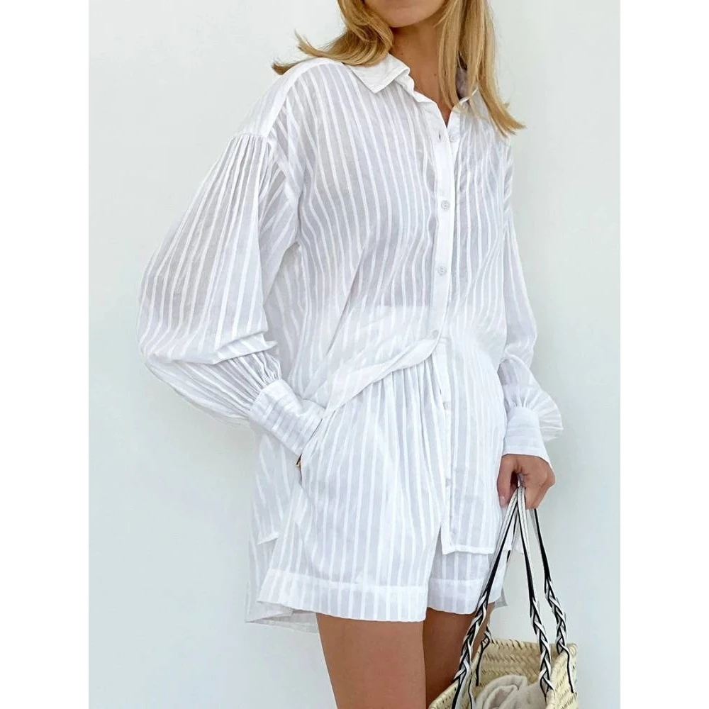 Pure Cotton Casual Shirt Set for Women White Vertical Stripes Summer New Style Bubble Sleeve Long Sleeve Shirt And Short Pants
Pure Cotton Casual Shirt Set for Women White Vertical Stripes Summer New Style Bubble Sleeve Long Sleeve Shirt And Short Pants