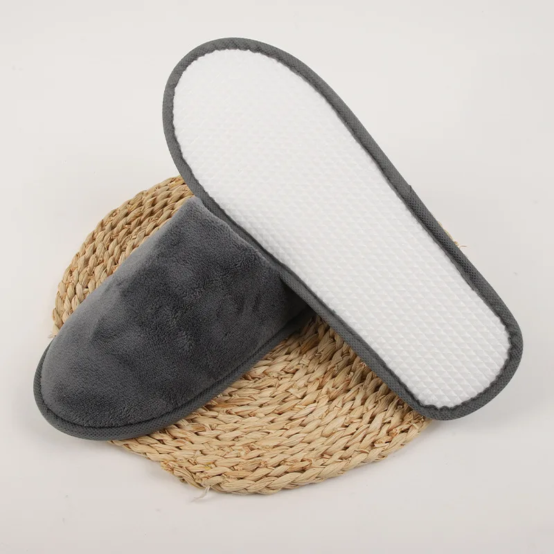 Hotel Disposable Slippers Non-slip Eva Disposable Coral Velvet Slippers Bath Home To A Single Random Color
Hotel Disposable Slippers Non-slip Eva Disposable Coral Velvet Slippers Bath Home To A Single Random Color