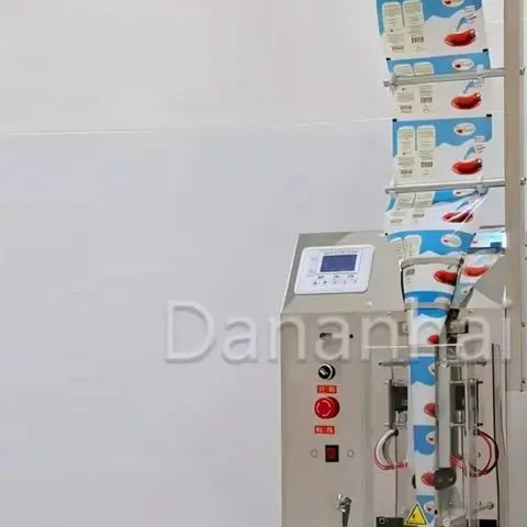 Fully Automatic Edible Oil Packaging Machine Small Bag Sealing Milk Water Filling Equipment for Food Industry
Fully Automatic Edible Oil Packaging Machine Small Bag Sealing Milk Water Filling Equipment for Food Industry