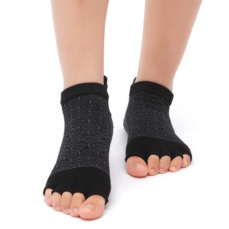 Women Yoga Socks Cotton Pilates Socks Ballet Dance Dance Sport Socks Professional Non-slip Silicone Gym Sport Socks Floor Socks
Women Yoga Socks Cotton Pilates Socks Ballet Dance Dance Sport Socks Professional Non-slip Silicone Gym Sport Socks Floor Socks