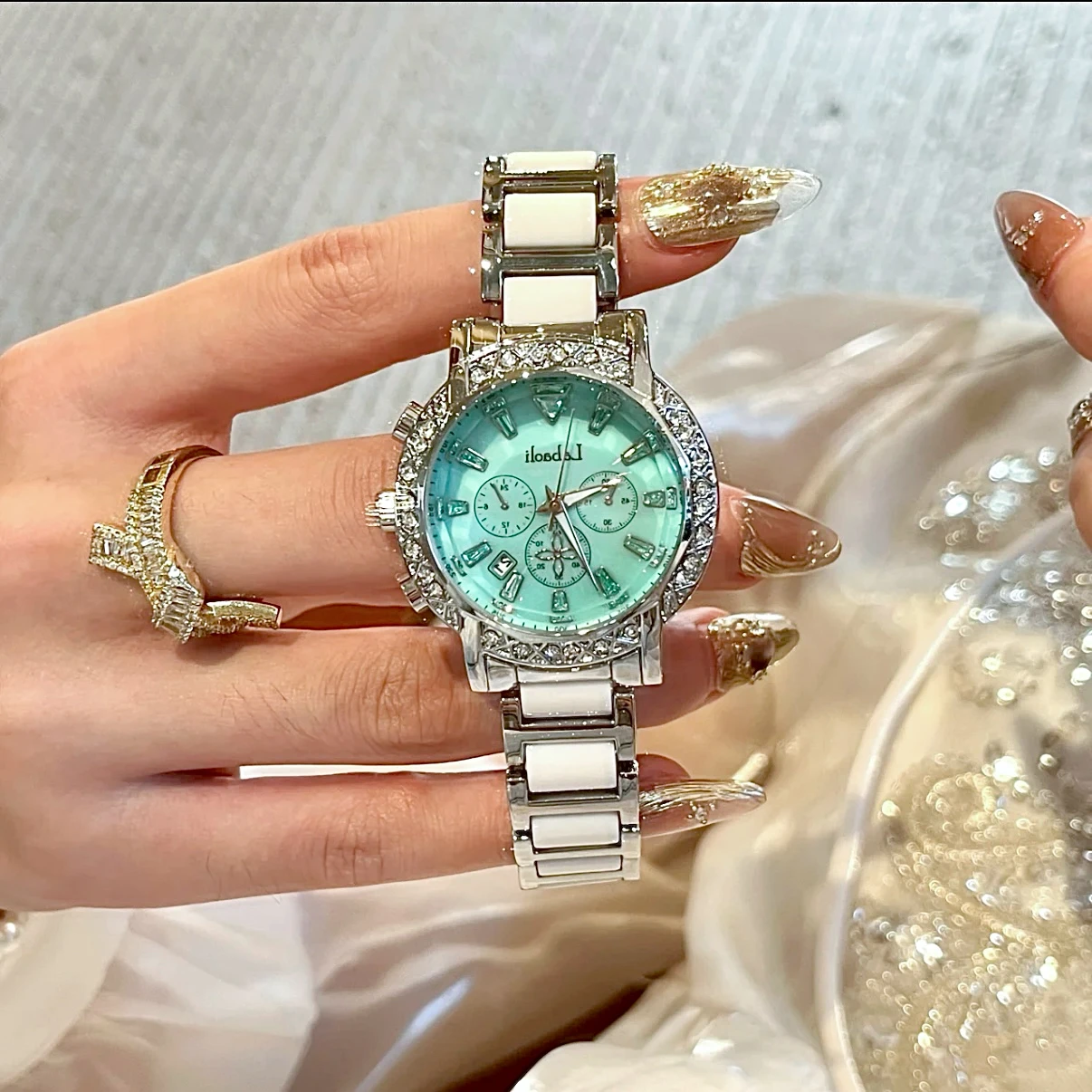New luxury ceramic women's watch, high-value design, exquisite women's wristwatch, clock watch, women's gift.
New luxury ceramic women's watch, high-value design, exquisite women's wristwatch, clock watch, women's gift.
