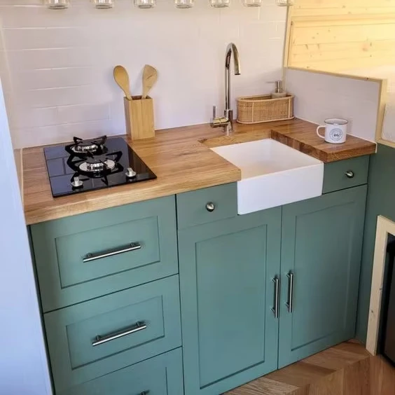 Camper Interior Accessories Lightweight and High Strength Aluminum caravan Kitchen Cabinet Customized RV Furniture
Camper Interior Accessories Lightweight and High Strength Aluminum caravan Kitchen Cabinet Customized RV Furniture