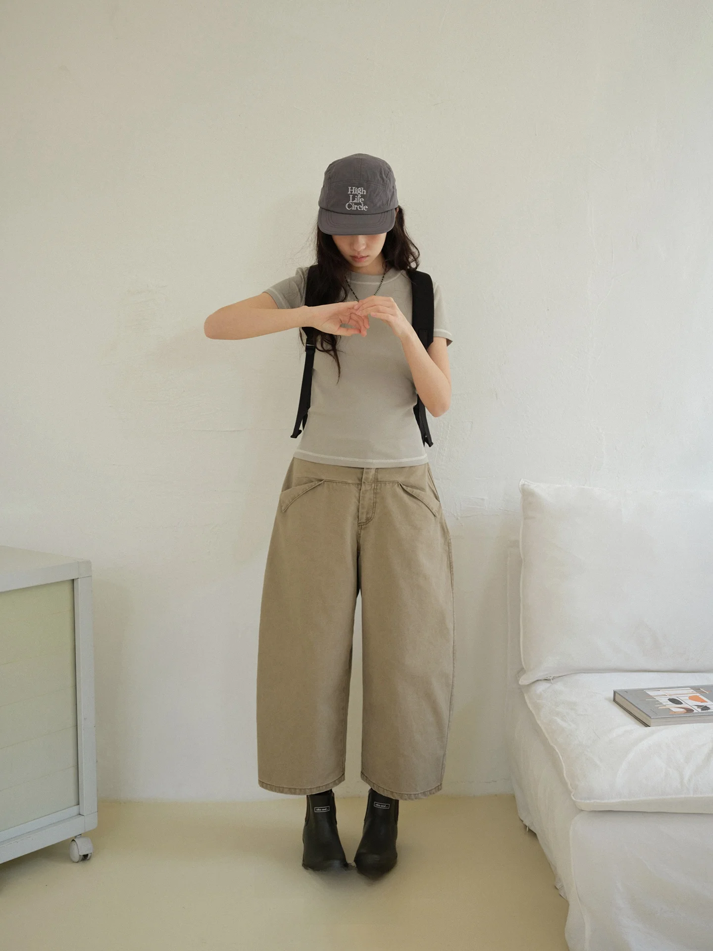 Retro Cotton Jeans Women's Loose Fit Jeans Vintage Waed Denim orts Eighteen Cotton Fabric Comfortable l Waist Pants
Retro Cotton Jeans Women's Loose Fit Jeans Vintage Waed Denim orts Eighteen Cotton Fabric Comfortable l Waist Pants