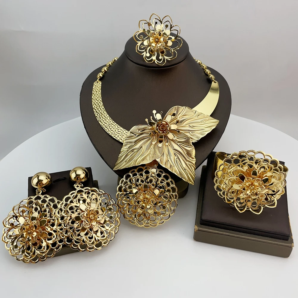 New Fashion Trendy Women Jewelry Set Brazilian Gold-Plated African Wedding Bridal Big Flower Pendant Necklace Gifts FHK21601
New Fashion Trendy Women Jewelry Set Brazilian Gold-Plated African Wedding Bridal Big Flower Pendant Necklace Gifts FHK21601