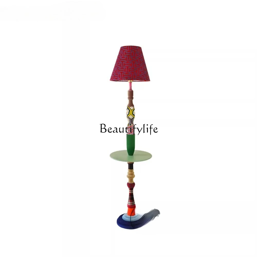 Floor-to-ceiling ornaments Living room simple modern bedroom European creative vertical ornaments
Floor-to-ceiling ornaments Living room simple modern bedroom European creative vertical ornaments