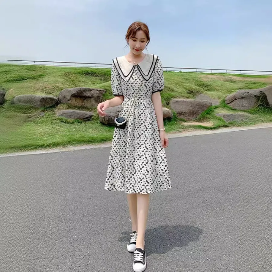 【New style】Retro black chiffon floral dress summer new doll neck temperament age-reducing and slimming a-line dress
【New style】Retro black chiffon floral dress summer new doll neck temperament age-reducing and slimming a-line dress