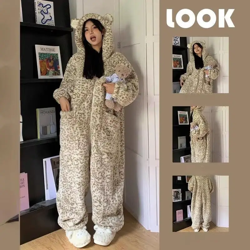 Sleepwear Thiened Coral Pajamas Women's Winter Cartoon Leopard Pattern Home Clothes Spwear Robe Straight Leg Sweet Nightwear Set
Sleepwear Thiened Coral Pajamas Women's Winter Cartoon Leopard Pattern Home Clothes Spwear Robe Straight Leg Sweet Nightwear Set