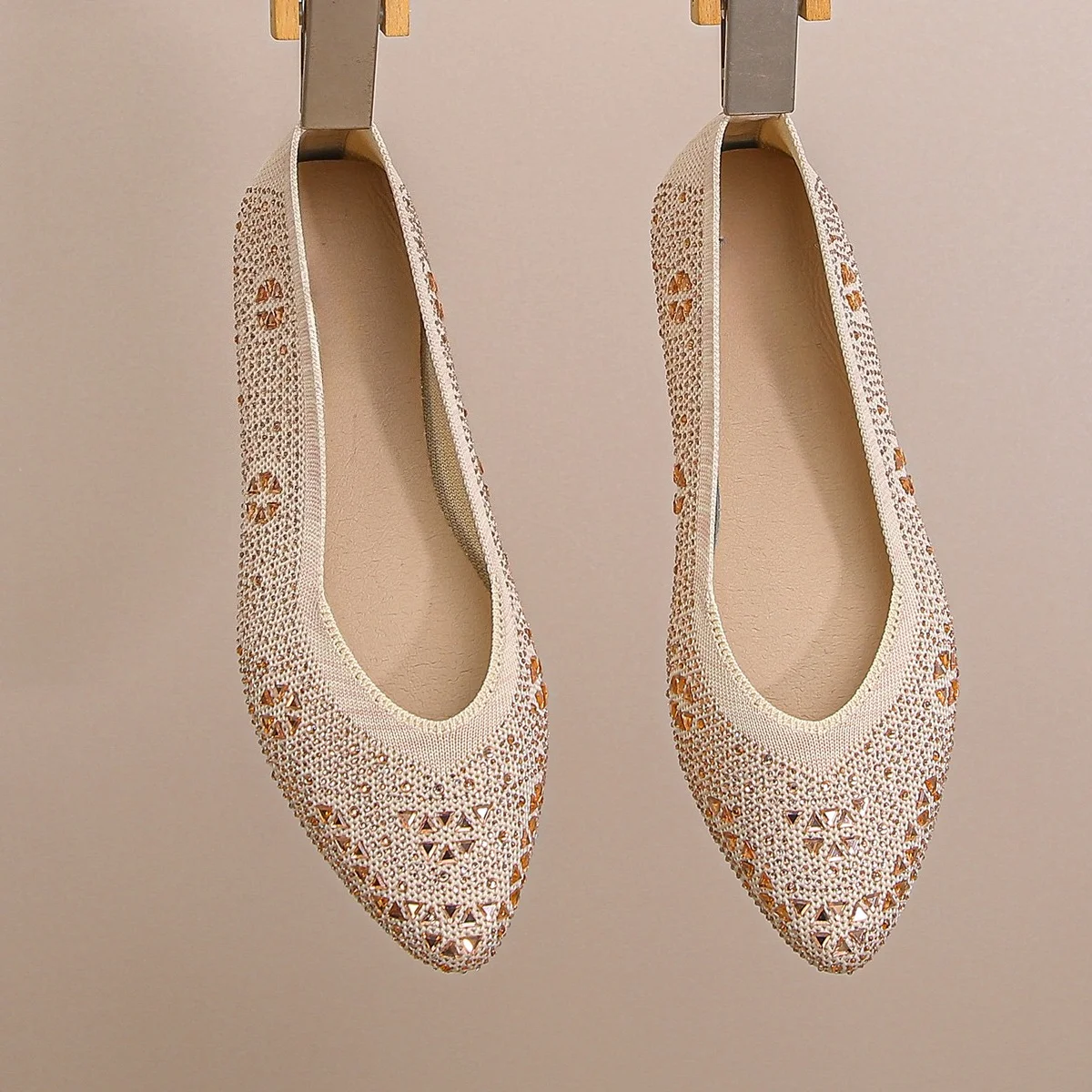 Elastic Knitting Flats Slip on Shoes for Women Summer Breathable Soft Loafers Woman Lightweight Casual Shoes Mom Moccasins
Elastic Knitting Flats Slip on Shoes for Women Summer Breathable Soft Loafers Woman Lightweight Casual Shoes Mom Moccasins