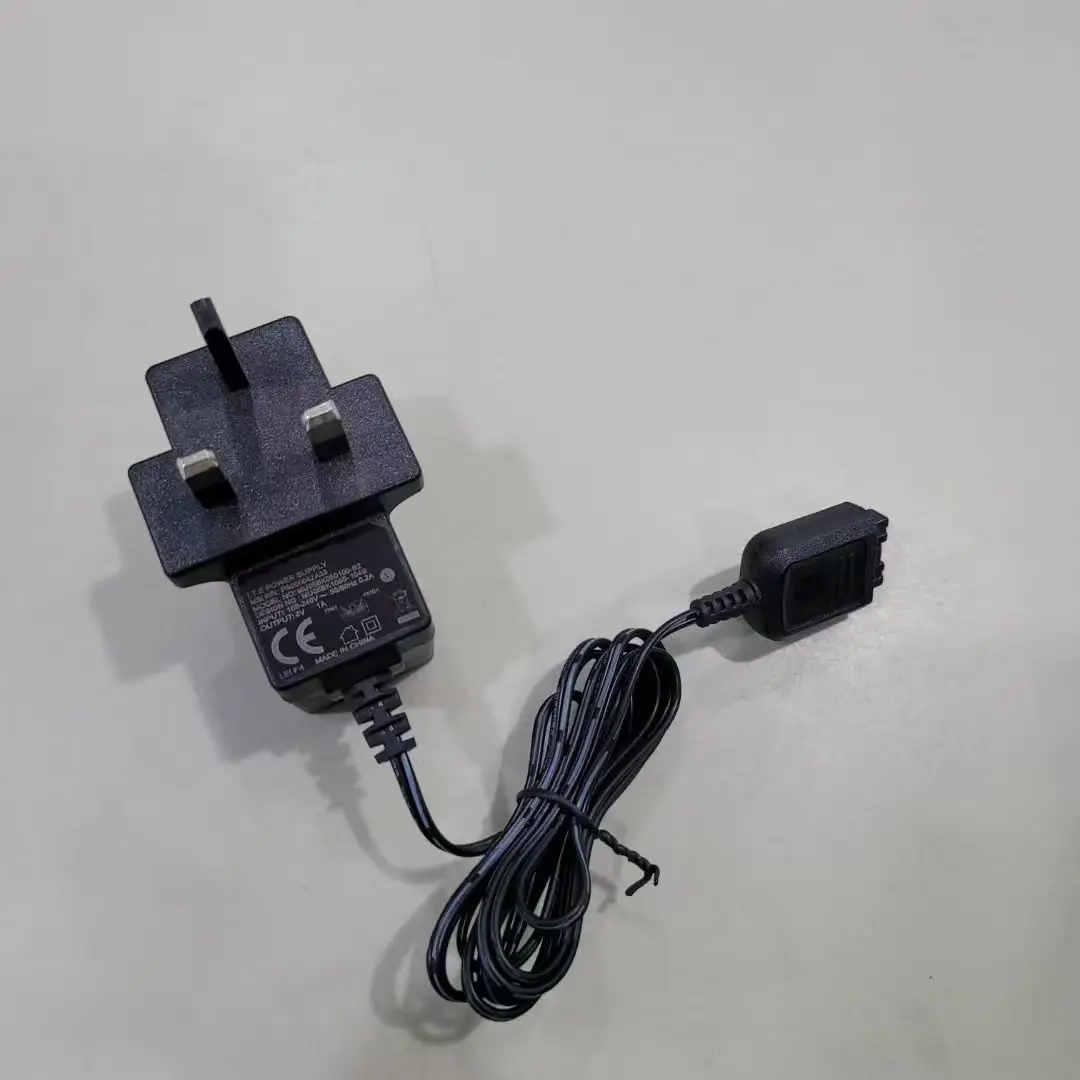 Travel Wall Charger for MOTOROLA MTP3250 MTP3550 MTP3150 MTP3100 MTP3200 MXP600 MTP3500 MTP3000 MTP6000 Tetra radios Three-legge
Travel Wall Charger for MOTOROLA MTP3250 MTP3550 MTP3150 MTP3100 MTP3200 MXP600 MTP3500 MTP3000 MTP6000 Tetra radios Three-legge