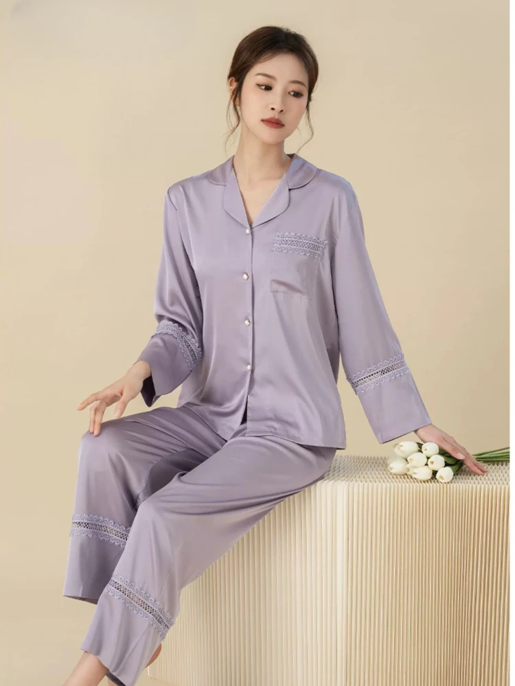 Home Wear Women's Solid Color Hollow Lace Long Pajamas Exquisite Gift Box Simple Lapel Four Seasons Universal Fashion Casual 1Pc
Home Wear Women's Solid Color Hollow Lace Long Pajamas Exquisite Gift Box Simple Lapel Four Seasons Universal Fashion Casual 1Pc